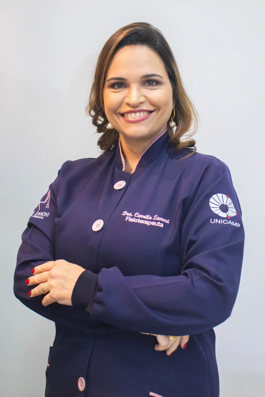 Dra. Camila Zanoni de jaleco